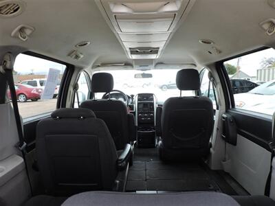 2012 Dodge Grand Caravan SXT   - Photo 13 - North Platte, NE 69101