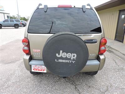 2006 Jeep Liberty Limited   - Photo 6 - Kearney, NE 68847