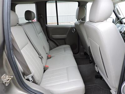 2006 Jeep Liberty Limited   - Photo 11 - Kearney, NE 68847