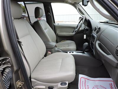 2006 Jeep Liberty Limited   - Photo 10 - Kearney, NE 68847