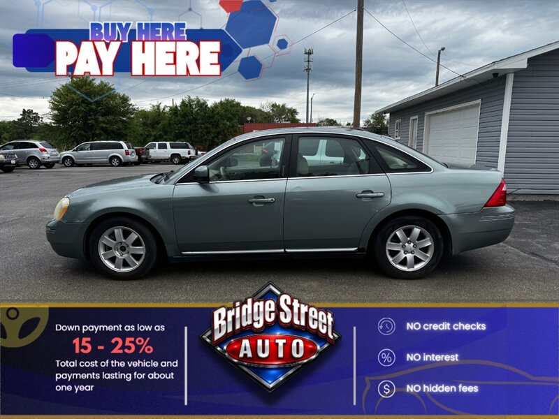 2007 Ford Five Hundred SEL   - Photo 1 - Grand Island, NE 68801