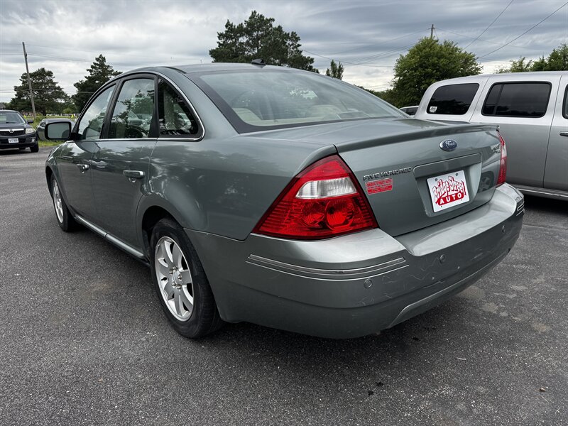 2007 Ford Five Hundred SEL - Photo 7 - Grand Island, NE 68801