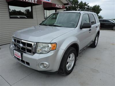 2011 Ford Escape XLT   - Photo 2 - Lexington, NE 68850