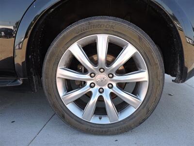 2011 INFINITI QX56   - Photo 8 - Lexington, NE 68850
