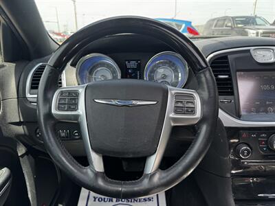 2013 Chrysler 300C   - Photo 13 - Lexington, NE 68850