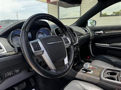 2013 Chrysler 300C   - Photo 3 - Lexington, NE 68850