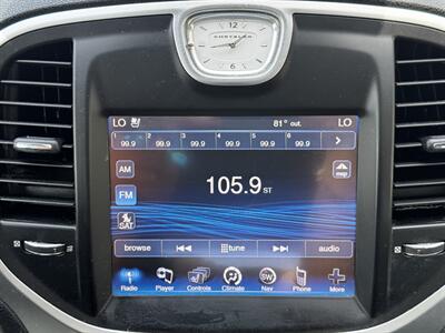 2013 Chrysler 300C   - Photo 18 - Lexington, NE 68850