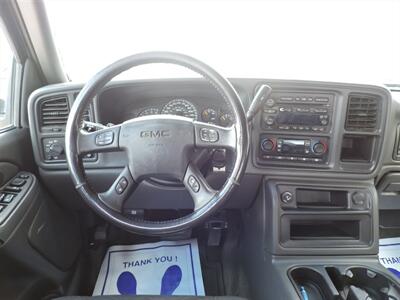 2006 GMC Sierra 1500 SLE1   - Photo 12 - Lexington, NE 68850