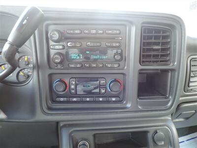 2006 GMC Sierra 1500 SLE1   - Photo 17 - Lexington, NE 68850