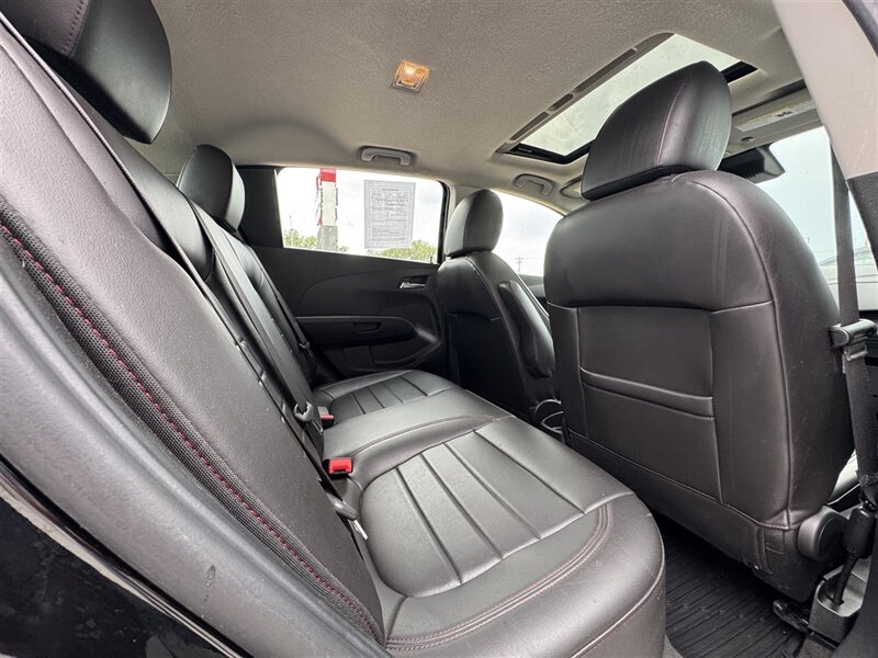 2019 Chevrolet Sonic Premier Auto - Photo 10 - Lexington, NE 68850