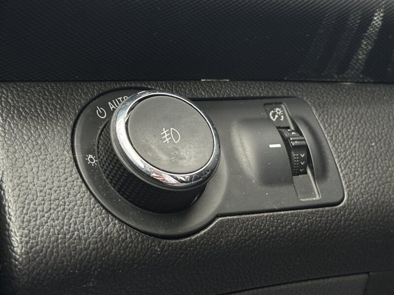 2019 Chevrolet Sonic Premier Auto - Photo 14 - Lexington, NE 68850