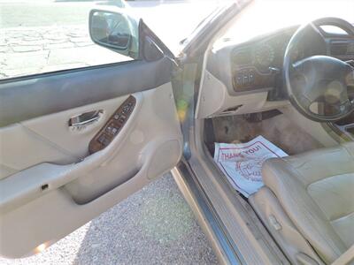2001 Subaru Outback Limited   - Photo 16 - North Platte, NE 69101