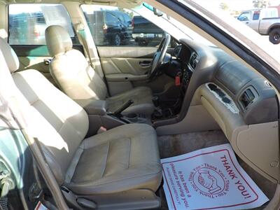 2001 Subaru Outback Limited   - Photo 10 - North Platte, NE 69101