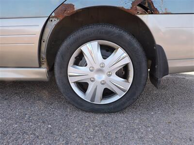 2001 Subaru Outback Limited   - Photo 8 - North Platte, NE 69101