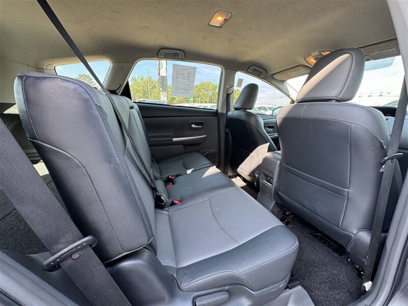 2014 Toyota Prius v Two - Photo 9 - Lexington, NE 68850