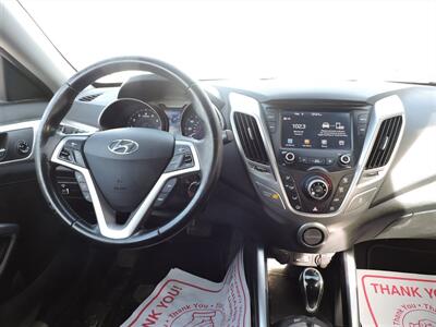 2017 Hyundai VELOSTER   - Photo 12 - Lexington, NE 68850