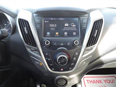 2017 Hyundai VELOSTER   - Photo 16 - Lexington, NE 68850