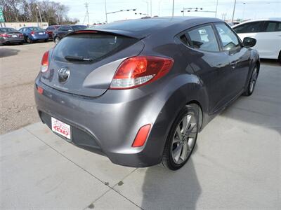 2017 Hyundai VELOSTER   - Photo 5 - Lexington, NE 68850