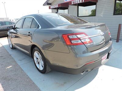 2015 Ford Taurus SEL   - Photo 7 - Lexington, NE 68850