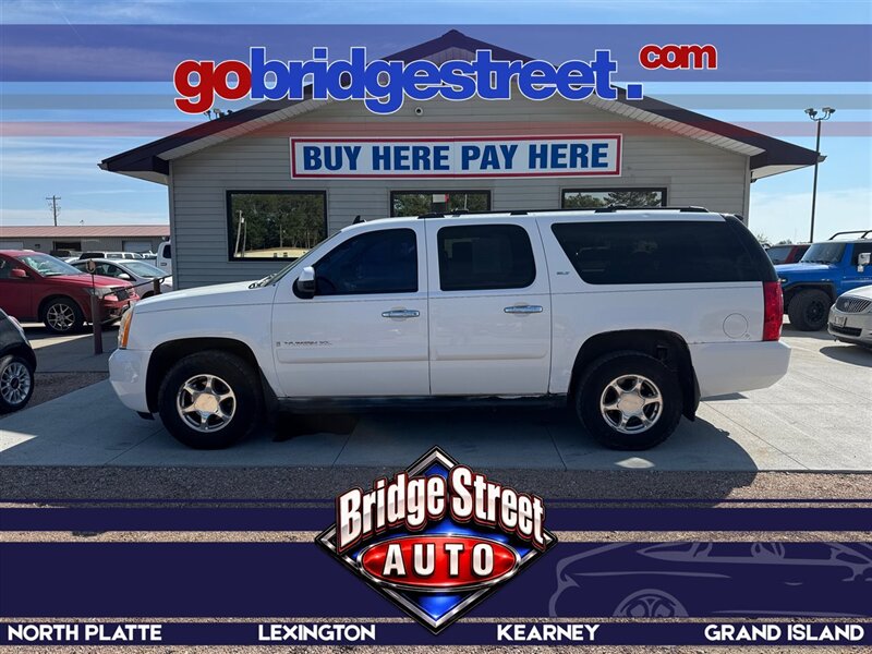 2007 GMC Yukon SLE  
