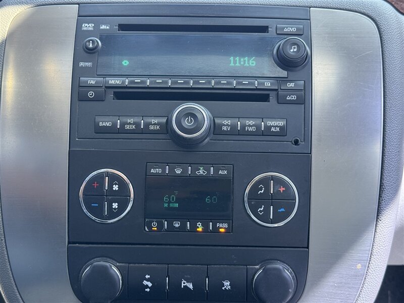 2007 GMC Yukon SLE - Photo 16 - Lexington, NE 68850