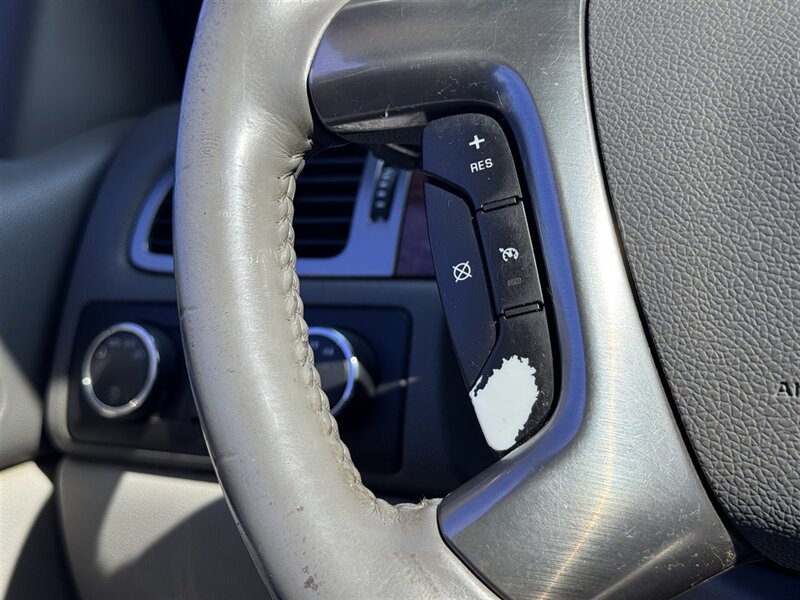 2007 GMC Yukon SLE - Photo 12 - Lexington, NE 68850