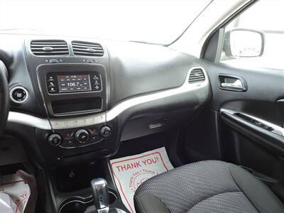 2017 Dodge Journey SXT - Photo 16 - Lexington, NE 68850