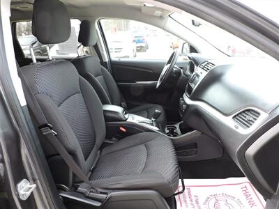 2017 Dodge Journey SXT - Photo 10 - Lexington, NE 68850