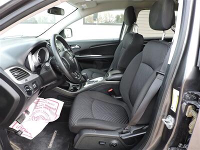 2017 Dodge Journey SXT - Photo 9 - Lexington, NE 68850