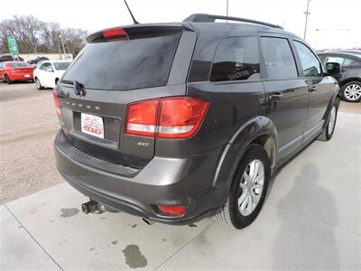 2017 Dodge Journey SXT - Photo 5 - Lexington, NE 68850