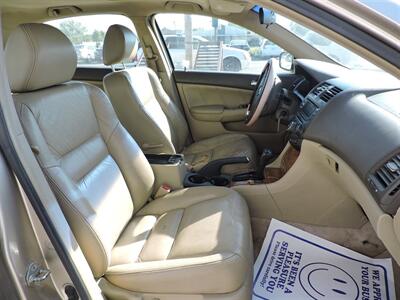 2005 Honda Accord EX V-6   - Photo 10 - Grand Island, NE 68801