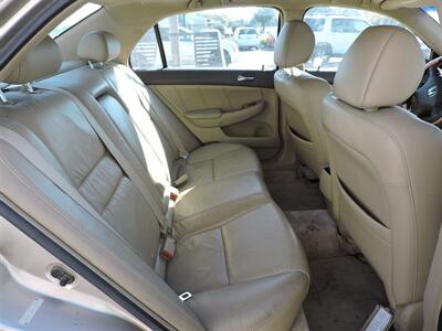 2005 Honda Accord EX V-6   - Photo 11 - Grand Island, NE 68801