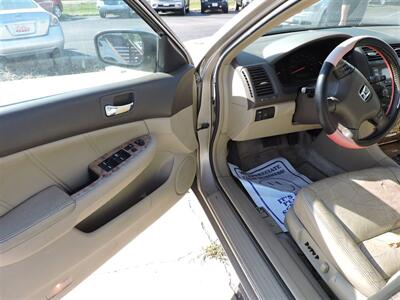 2005 Honda Accord EX V-6   - Photo 15 - Grand Island, NE 68801