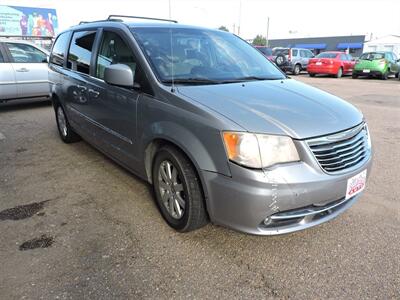 2013 Chrysler Town & Country Touring   - Photo 4 - North Platte, NE 69101