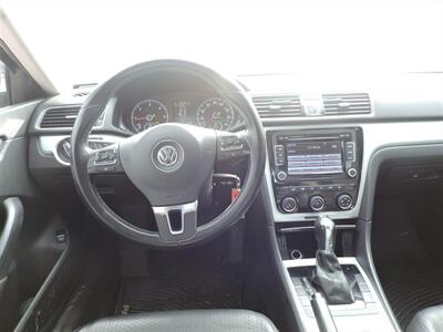 2013 Volkswagen Passat TDI SE   - Photo 12 - Kearney, NE 68847