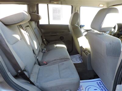 2006 Jeep Commander   - Photo 15 - North Platte, NE 69101