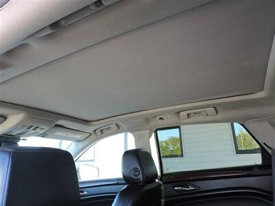 2015 Cadillac SRX Luxury Collection   - Photo 14 - Lexington, NE 68850