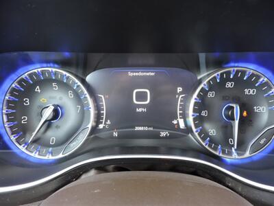 2017 Chrysler Pacifica Touring-L Plus   - Photo 18 - Lexington, NE 68850