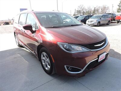 2017 Chrysler Pacifica Touring-L Plus   - Photo 4 - Lexington, NE 68850