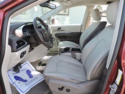 2017 Chrysler Pacifica Touring-L Plus   - Photo 9 - Lexington, NE 68850