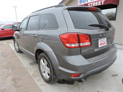 2012 Dodge Journey SXT   - Photo 7 - Lexington, NE 68850