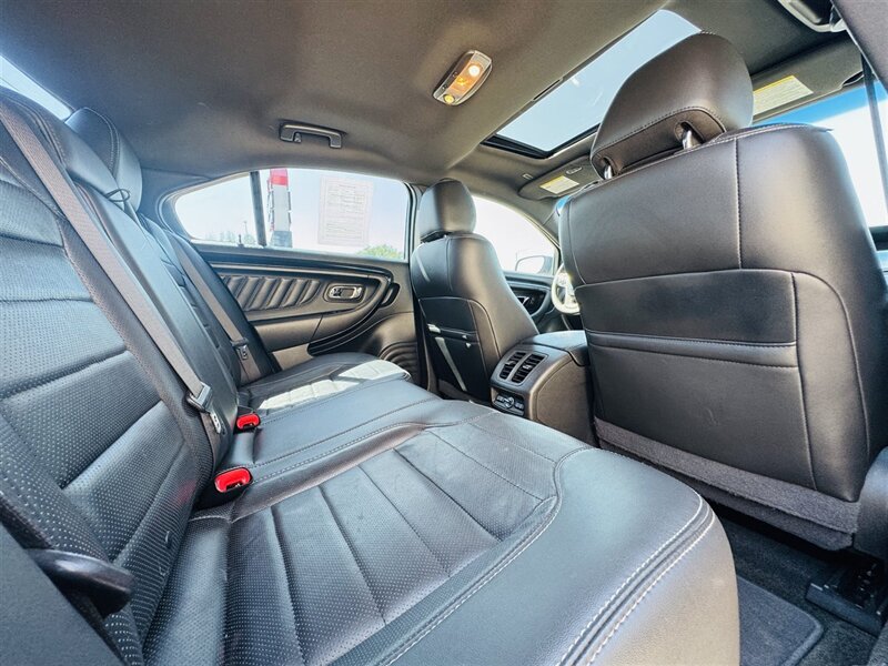 2014 Ford Taurus SHO - Photo 8 - Lexington, NE 68850
