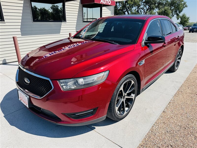 2014 Ford Taurus SHO - Photo 2 - Lexington, NE 68850