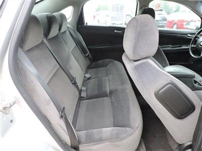 2010 Chevrolet Impala LT   - Photo 11 - North Platte, NE 69101