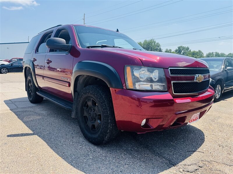 2007 Chevrolet Tahoe LS - Photo 2 - North Platte, NE 69101