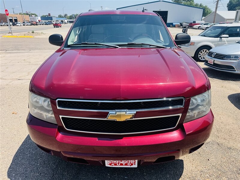 2007 Chevrolet Tahoe LS - Photo 4 - North Platte, NE 69101