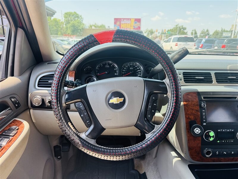 2007 Chevrolet Tahoe LS - Photo 12 - North Platte, NE 69101