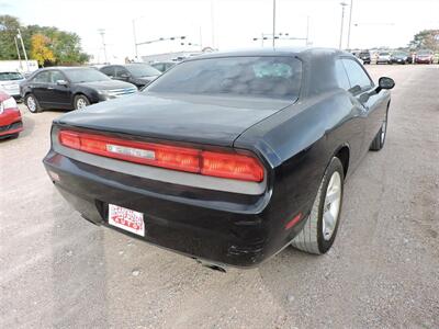 2013 Dodge Challenger SXT Plus   - Photo 5 - Lexington, NE 68850