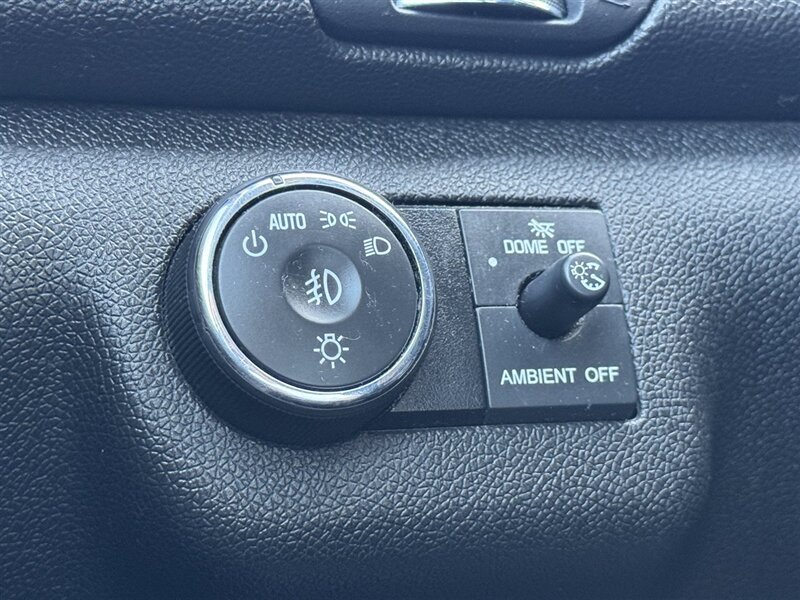 2017 Chevrolet Traverse LT - Photo 14 - Lexington, NE 68850