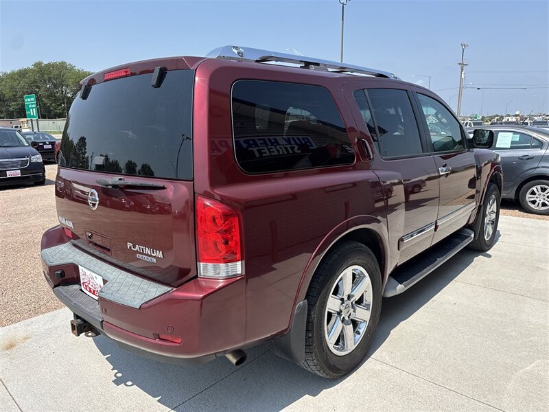 2011 Nissan Armada SV - Photo 6 - Lexington, NE 68850